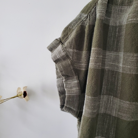 Linen/Cotton Gingham Button-Up Top - Picture 3 of 9